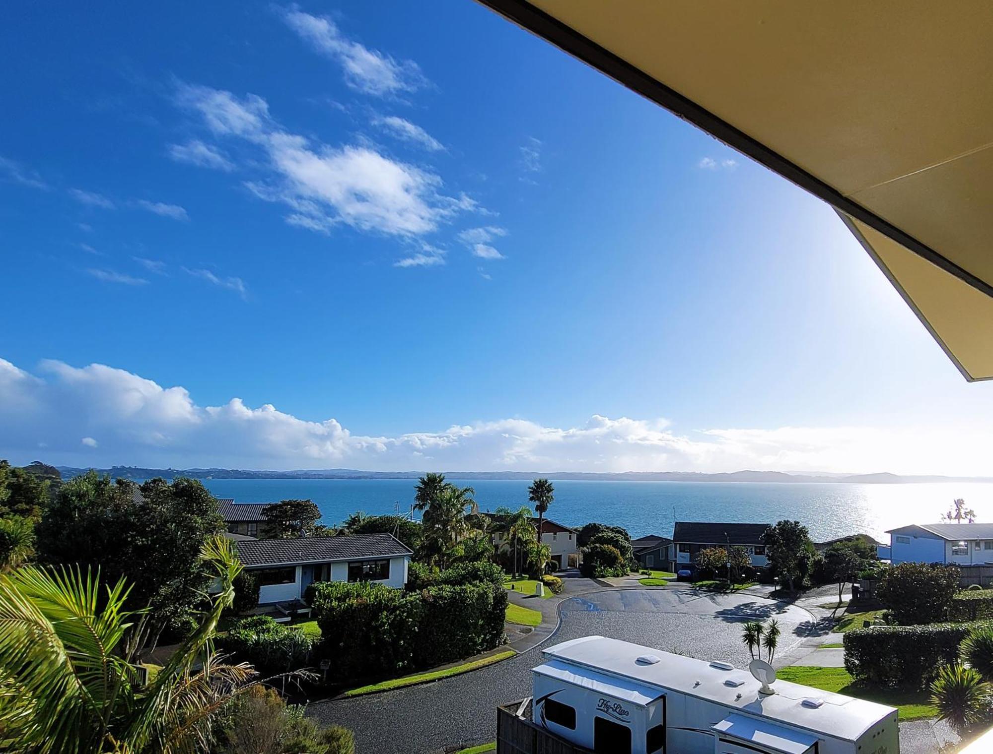 Sea View 5 Bedroom Holiday House Whangaparaoa Bagian luar foto