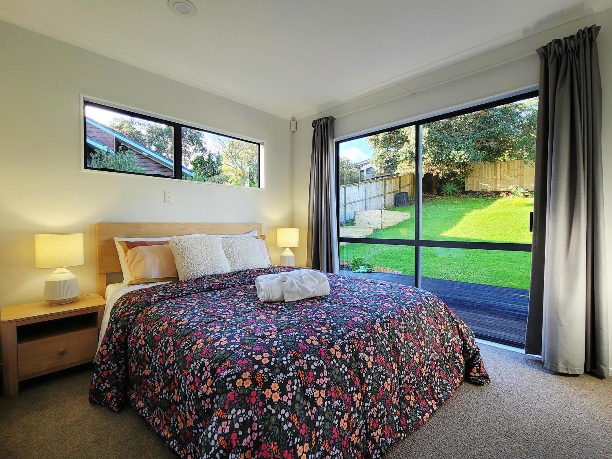 Sea View 5 Bedroom Holiday House Whangaparaoa Bagian luar foto