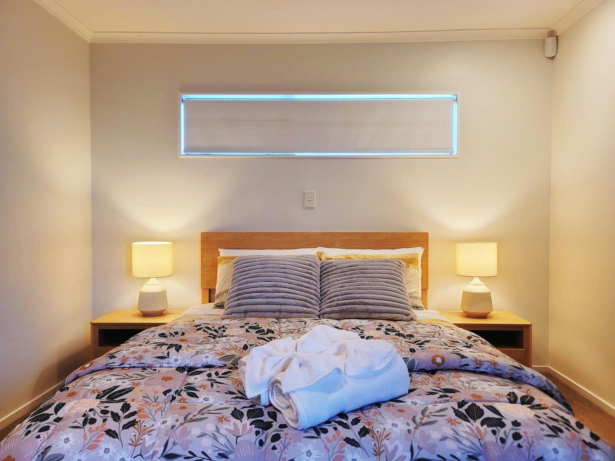 Sea View 5 Bedroom Holiday House Whangaparaoa Bagian luar foto